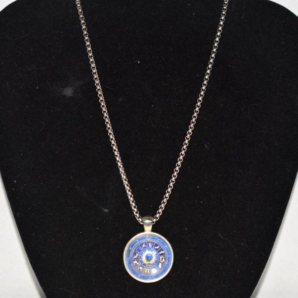 NWOT Blue Royal Lion Zodiac Horoscope Pendant Stainless Steel 22" Chain Necklace
